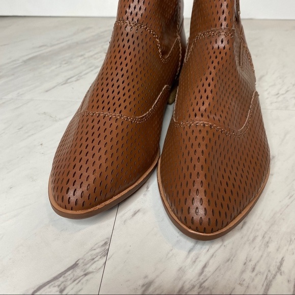 New! Kelsi Dagger Alaska Brown Leather Bootie 10 - Picture 11 of 14